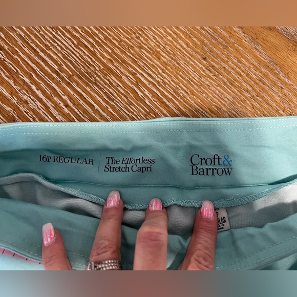 Croft & Barrow|Capris|Size 16P - Picture 7 of 8